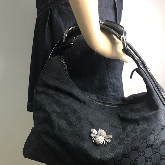 GUCCI Black Hobo Bag W/ Customized Vintage Bee - Picture 4 of 8